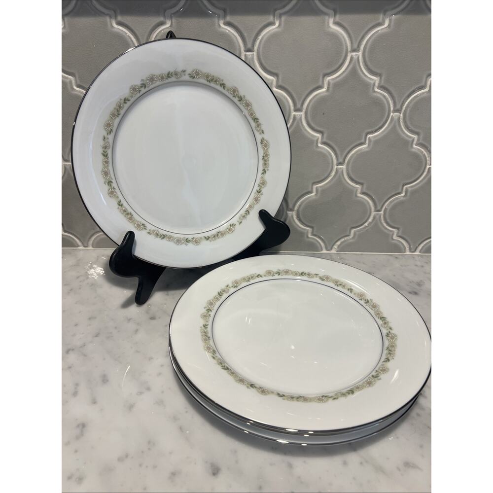 4 VTG Noritake Trilby Pattern 6908 Fine China Cottagecore Daisy Dinner Plates